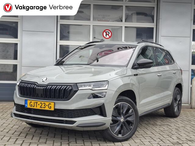 Skoda Karoq 1.5 TSI ACT Sportline Business | Navigatie/Android/Apple Carplay | LM Velgen 18" | Voorstoelen/Achterbank Verwarmd | Elektrisch Glazen Panoramadak | Cruise Control Adaptief | Airco |