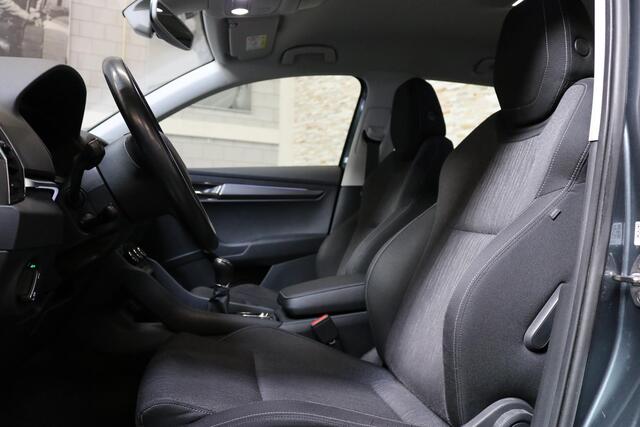 Skoda Karoq 1.0 TSI Business Edition | Camera | Stoelverw. | Navi | Dealer OH | NL AUTO |