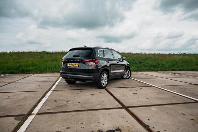 Skoda Karoq 1.5 TSI ACT Style | TREKHAAK | CAMERA | SUNSET | 17" LM VELG | ALL SEASON BANDEN