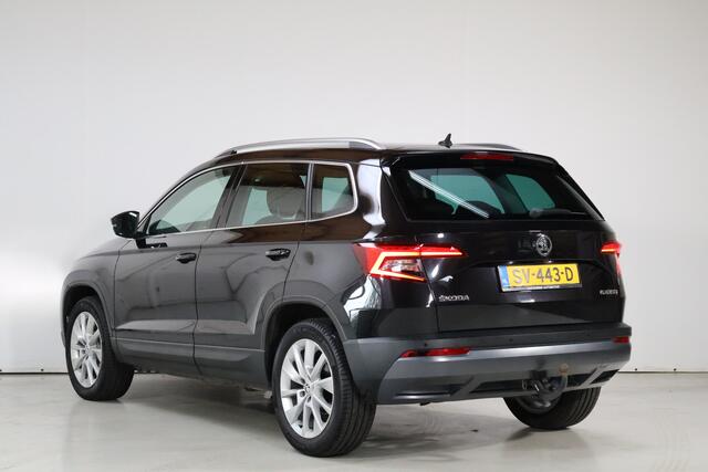 Skoda Karoq 1.5 TSI ACT Ambition Business | Leder | Trekhaak | Cruise | Camera
