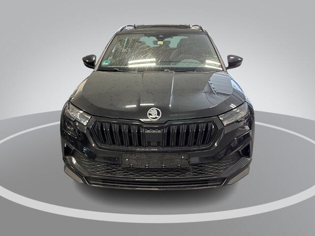 Skoda Karoq 1.5 TSI 150pk DSG ACT Sportline Business · Panoramadak · Camera · Keyless · Matrix LED · Apple/Android Car Play · Stoelverwarming ·