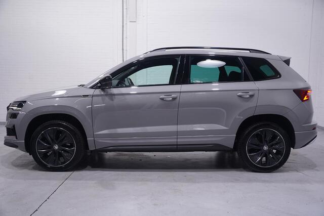Skoda Karoq 1.5 TSI ACT Sportline Business NAP Camera Wegklapbare trekhaak Appple Carplay Stuur- en stoelverwarming v+a