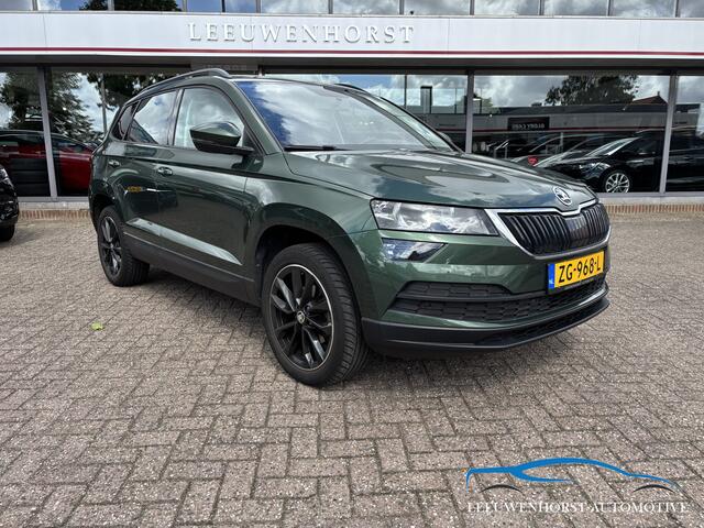 Skoda Karoq 1.0 TSI Ambition AUTOMAAT, elek. a.klep, leer, standkachel, UNIEKE kleur