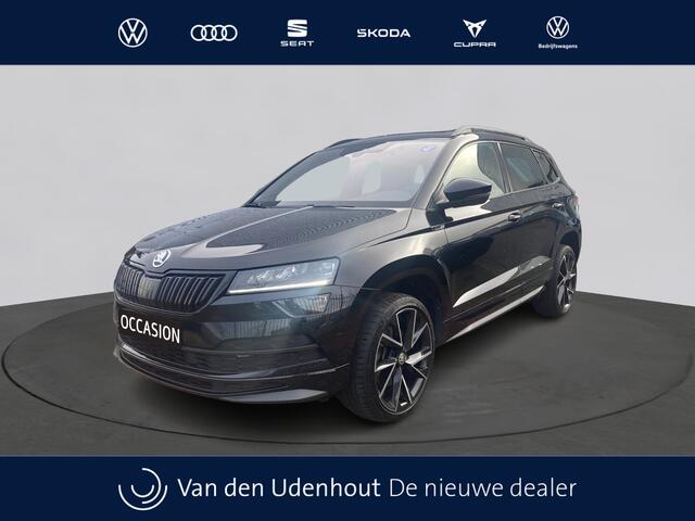 Skoda Karoq 1.5 TSI ACT 150pk DSG Sportline Business Panorama Trekhaak Camera Stoelverwarming Carplay
