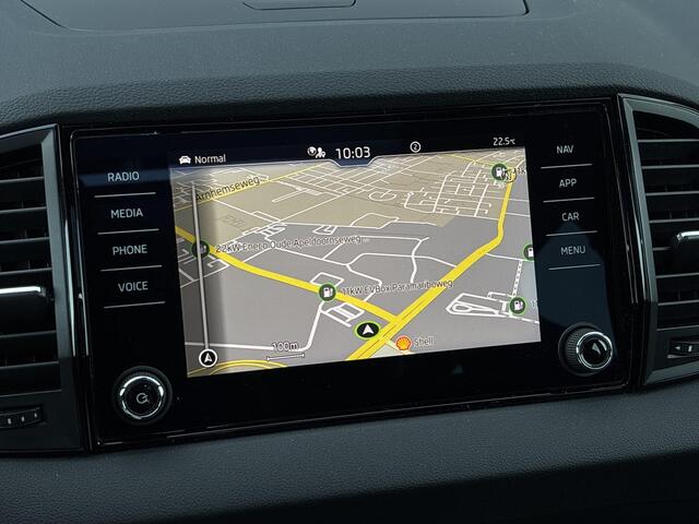 Skoda Karoq 1.5 TSI DSG Sportline Business | Trekhaak | 360 Graden Camera | Parkeersensoren | Panoramadak | Cruise Control Adaptief | Virtual Cockpit | Elektrische Achterklep | Navigatie | Apple Carplay | Android Auto | Stoelverwarming