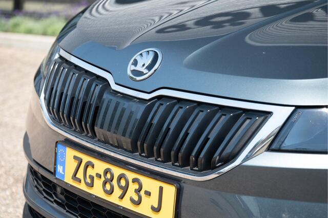Skoda Karoq 1.5 TSI ACT Style DSG | Trekhaak | Navi | Camera | ACC | Sportstoelen