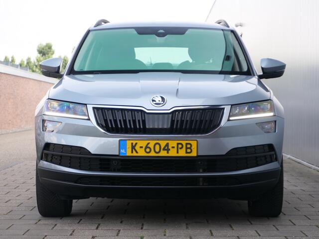 Skoda Karoq 1.5 TSI ACT 150pk Business Edition Automaat Navigatie / LED / Trekhaak / Climate Control