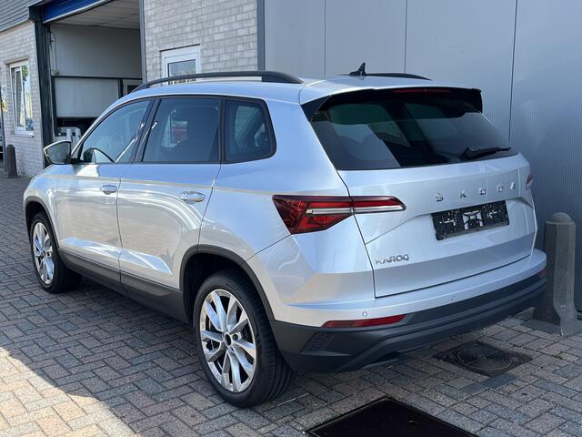 Skoda Karoq 1.5 TSI ACT Style / AUTOMAAT/ TREKHAAK/ DIGITAL DASH/ NAVI/ SMARTLINK/ PARK. SENSOREN + CAMERA/ CLIMATE/ STOELVERWARMING