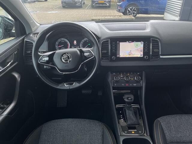 Skoda Karoq 1.5 TSI ACT Style / Panoramadak / Achteruitrij camera / Led verlichting / Elek Achterklep / 17''LMV
