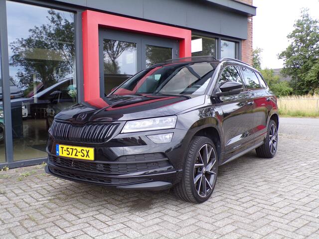 Skoda Karoq 1.5 TSI ACT Sportline Business Pano Trekhaak Carplay Navi Bomvol!!!