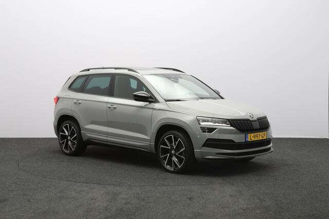 Skoda Karoq 1.5 TSI 150 PK ACT Sportline Automaat, Panoramadak, Canton Sound, Adap. Cruise Control, Stoelverwarming