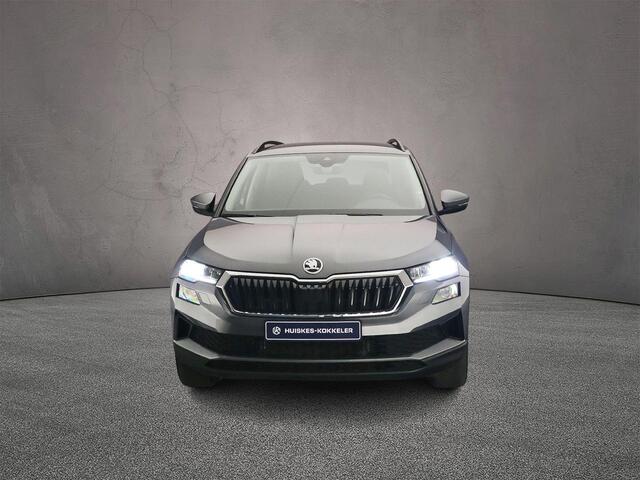 Skoda Karoq Business Edition 1.5 TSI 150pk DSG Automaat Achteruitrijcamera, Cruise control, Parkeersensoren, Stoelverwarming, LED koplampen, App connect