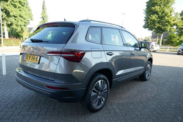 Skoda Karoq 1.5 TSI BUSINESS EDITION PLUS 150 PK CAMERA/NAVI/ACC/WINTERPAKKET