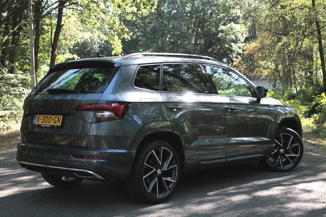 Skoda Karoq 1.5 TSI ACT Sportline Business | Trekhaak | Carplay | Elek. klep | Virtual