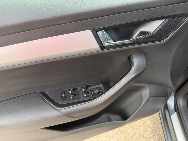 Skoda Karoq 1.5 TSI ACT Ambition Carplay/Navi/Airco/Cruise
