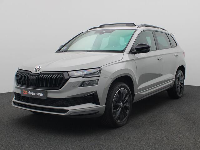 Skoda Karoq 1.5 TSI ACT Sportline Business 150PK DSG Panoramadak, Trekhaak, Achteruitrijcamera, Winterpakket Plus, Keyless, Virtual Pedal, 18'' Lichtmetaal