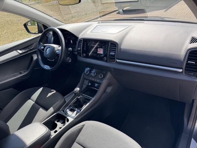 Skoda Karoq 1.5 TSI ACT Business Edition Rijklaar incl. 12 maanden BOVAG-garantie | Achteruitrijcamera | Apple Carplay/Android Auto | Cruise Control | Virtual Cockpit | Climatronic |