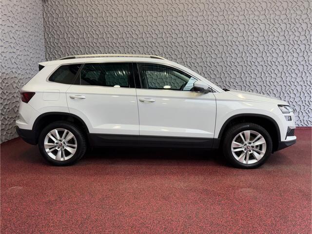 Skoda Karoq 1.5 TSI 150PK CARPLAY NAVI VIR.COCKPIT STOEL/STUUR VERW. ADAP.CRUISE ? Top Auto's 30 jaar VAG Specialist / Zowel PHEV / HEV / HYBRID als Type's Business / Edition / Sportline / Ultimate etc?