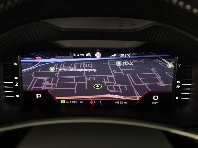 Skoda Karoq 1.5 TSI ACT Sportline Business | Panorama schuifdak | Virtual pedal | Travel assist pakket | 230v en usb aansluiting