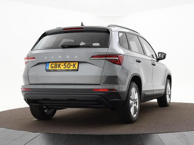 Skoda Karoq 1.5 TSI ACT 150pk DSG Business Edition · Camera · Inklap. Trekhaak · Keyless · Stuur- & Stoelverwarming · Apple/Android Car Play · ACC · Garantie t/m 02-07-2028 of 100.000km
