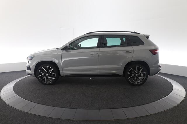 Skoda Karoq 1.5 TSI ACT Sportline Business ACC, 19" LM velgen, Stoelverwarming