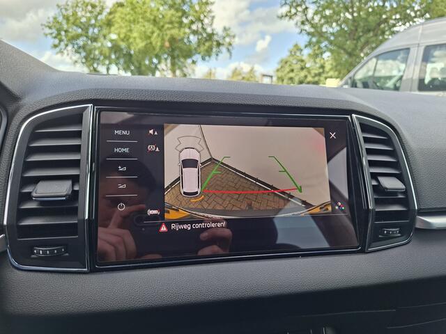 Skoda Karoq 1.5 TSI ACT Style Pano 360° Carplay Trekhaak Business Sportline