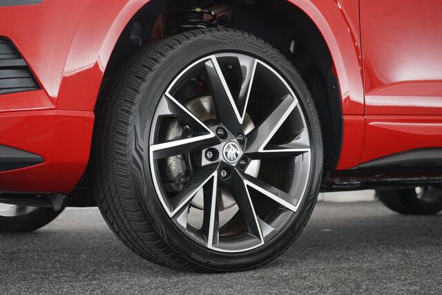 Skoda Karoq 1.5 TSI ACT Sportline Business Pano, Trekhaak, Camera,Stoelverwarming, Elektr. Achterklep,