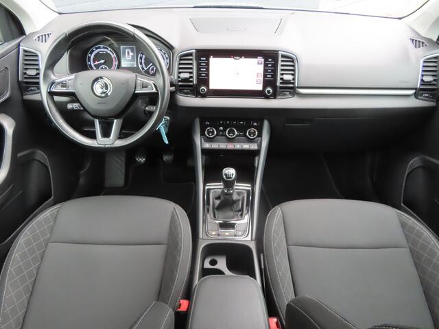 Skoda Karoq 1.5 TSI ACT Ambition | trekhaak wegklapbaar | adaptive cruise | navi | carplay