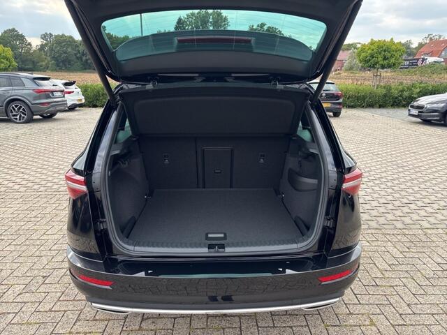 Skoda Karoq 2.0 TDI DSG SPORTLINE TREKHAAK/MATRIX/ACC/CAMERA/E-KLEP/NAVI/STOELVERW