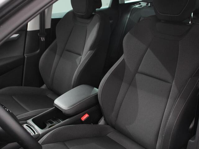 Skoda Karoq 1.5 TSI 150pk Automaat Ambition Skoda Karoq 1.5 TSI 150pk DSG Ambition | Navigatie | Apple Carpla/Android Auto | Camera | Climate Control | Adaptive Cruise control | Lichtmetalen Velgen