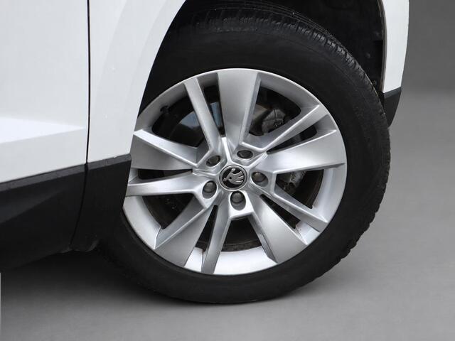 Skoda Karoq 1.0 TSI Ambition Business | Clima | Cruise | Multimedia/Navi | PDC | Trekhaak |