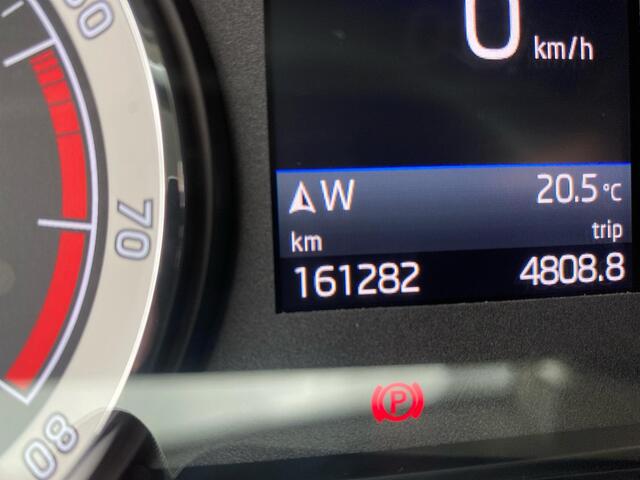 Skoda Karoq 1.0 TSi Style Business NL Auto | Trekhaak | Canton Sound | Stoelverwarming | Elektr. kofferklep | Etc.