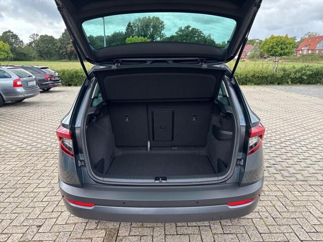 Skoda Karoq 1.0 TSI CLEVER PDC/CRUISE/LED/STOELVERW-VOOR+ACHTER/CARPLAY