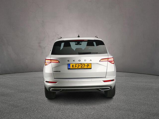 Skoda Karoq 1.5 TSI ACT Sportline Business 150pk DSG Automaat, Trekhaak, Adaptive cruise control, Achteruitrijcamera, Elektrische achterklep, Matrix LED koplampen, Navigatie, App-connect, Parkeersensoren