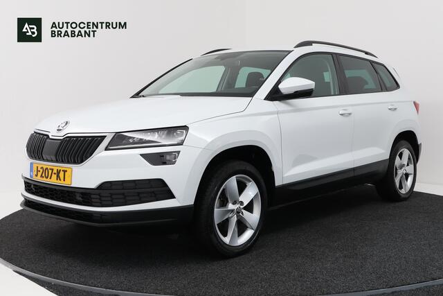 Skoda Karoq 1.5 TSI ACT Style (TREKHAAK, CAMERA, NAVIGATIE CARPLAY, CRUISE CONTROL, PARKEERSENSOREN)