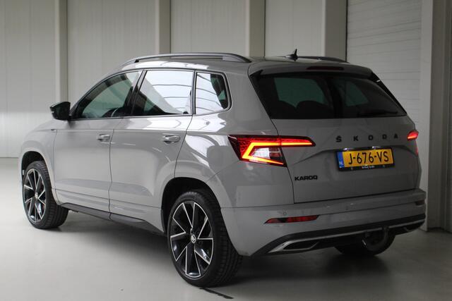 Skoda Karoq 1.5 TSI ACT Sportline Business Navigatie | Camera | Trekhaak | Stoelverwarming