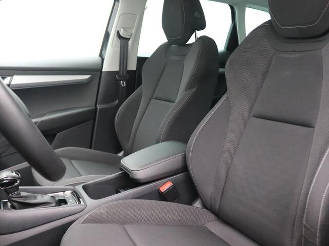 Skoda Karoq 1.5 TSI ACT Business Edition 150PK DSG Panoramadak, Keyless, 19" LM Velgen, Navi, Elektrische Achterklep, Cruise Control, Apple Carplay/Android Auto
