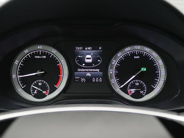 Skoda Karoq 1.5 TSI ACT Business Edition 150PK DSG Panoramadak, Keyless, 19" LM Velgen, Navi, Elektrische Achterklep, Cruise Control, Apple Carplay/Android Auto