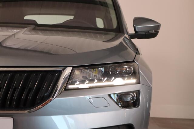 Skoda Karoq 1.5 TSI ACT Business Edition Plus Trekhaak, ACC, Camera, DAB, Apple Carplay/Android Auto