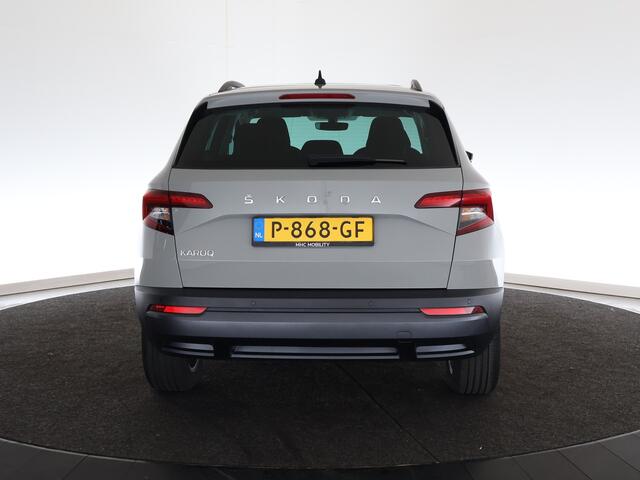 Skoda Karoq 1.0 TSI Business Edition | Trekhaak | Panoramadak |