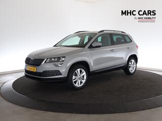 skoda-karoq-1.0-tsi-business-edition---trekhaak---panoramada