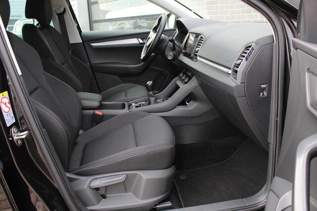Skoda Karoq 1.5 TSI ACT Business Edition / Keyless / Trekhaak / N.A.P.