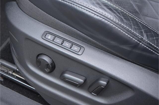 Skoda Kodiaq 1.5 TSI Sportline Business Trekhaak wegklapbaar | Virtual cockpit | Carplay | a.Camera | Sportstoelen | LED koplampen | Getint glas | Zwarte details