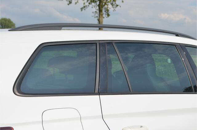Skoda Kodiaq 1.5 TSI Sportline Business Trekhaak wegklapbaar | Virtual cockpit | Carplay | a.Camera | Sportstoelen | LED koplampen | Getint glas | Zwarte details