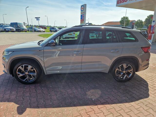 Skoda Kodiaq 1.5 TSI Sportline Business 12 MND BOVAG GAR. | NAVI | AIRCO | LMV 19" | CAMERA | PDC V+A | CR. CONTR.