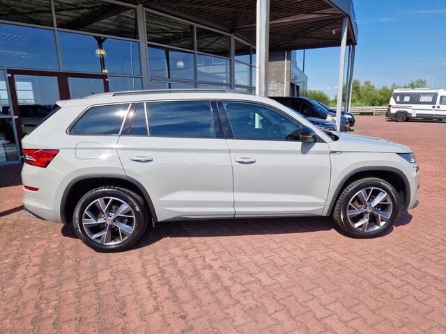 Skoda Kodiaq 1.5 TSI Sportline Business 12 MND BOVAG GAR. | NAVI | AIRCO | LMV 19" | CAMERA | PDC V+A | CR. CONTR.