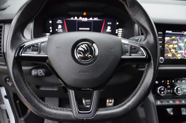 Skoda Kodiaq 1.5 TSI Sportline Business 7 Persoons Navi/Led/Ecc/Pdc/Achteruitrij-camera/Stoelverwarming/Half-Leer/Privacy-Glass/Cruise control adaptief/Elektrisch verstelb. bestuurdersstoel met geheugen/Canton geluid