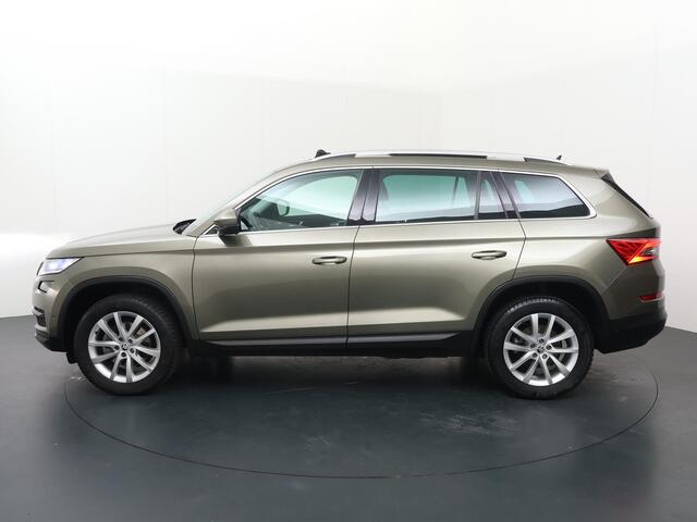 Skoda Kodiaq 1.4 TSI ACT 4x4 Style Business | Panorama dak | Multifunctioneel stuurwiel | Cruise control | Spraakbediening | Blindspot | Frontassist | Bluetooth | Dab+ | Navigatie FullMap | Apple Carplay - Androidauto | Stoelverwarming | Climate | Parkassist | 360gard