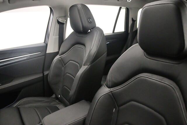 Skoda Kodiaq Business Edition 1.5 TSI PHEV 204pk DSG Automaat Panoramadak, Achteruitrijcamera, Navigatie, Adaptive cruise control, Elektrische achterklep, LED matrix koplampen, Stoelverwarming