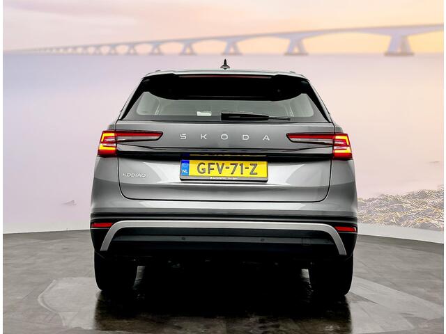 Skoda Kodiaq 1.5 TSI MHEV Business Edition DSG7 150pk Trekhaak - 20" - treeplanken